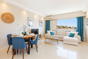 Top floor 2 beds 2baths
